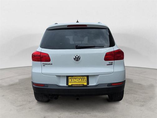 2016 Volkswagen Tiguan SE