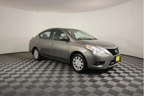 2015 Nissan Versa 1.6 SV