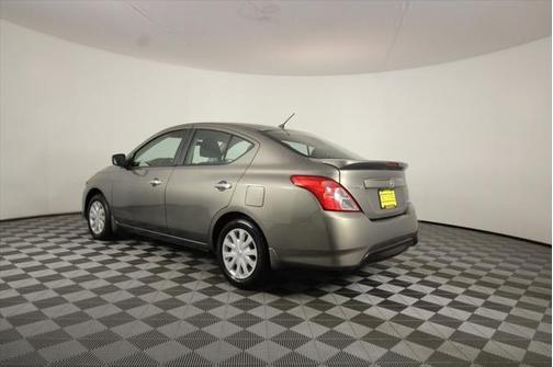 2015 Nissan Versa 1.6 SV