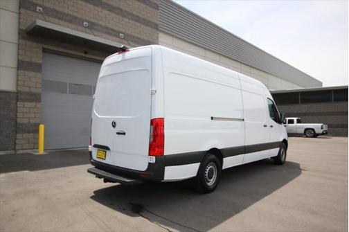2020 Mercedes-Benz Sprinter 2500 High Roof
