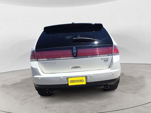 White Chocolate Tri-Coat 2008 Lincoln MKX Base