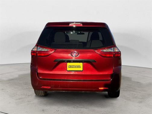 2015 Toyota Sienna L