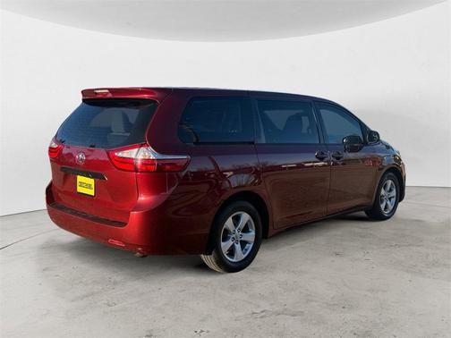 2015 Toyota Sienna L