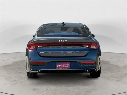 2022 Kia K5 EX