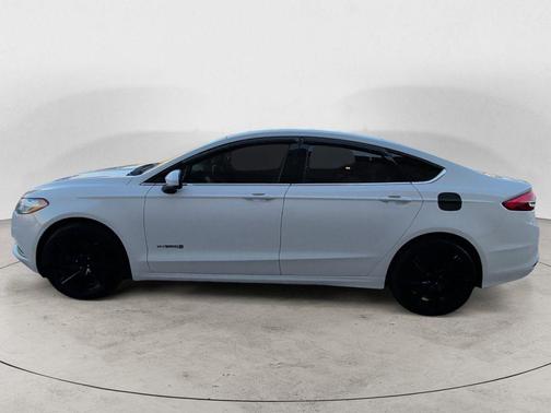 2018 Ford Fusion Hybrid SE