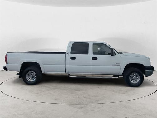 2005 Chevrolet Silverado 2500 LT H/D Crew Cab