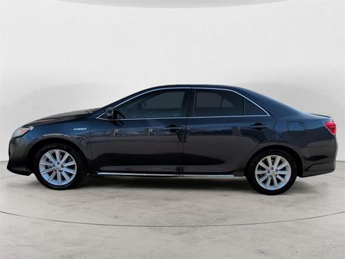 2014 Toyota Camry Hybrid LE