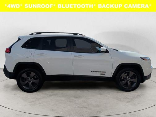 Bright White Clearcoat 2016 Jeep Cherokee 75th Anniversary