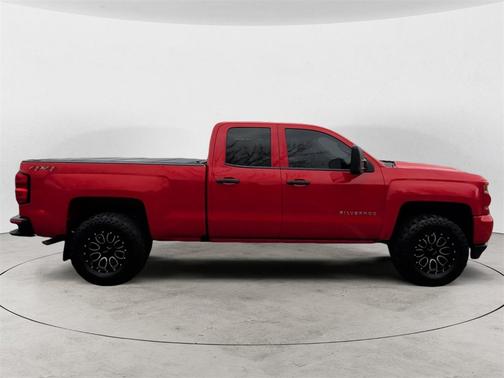 2018 Chevrolet Silverado 1500 Custom