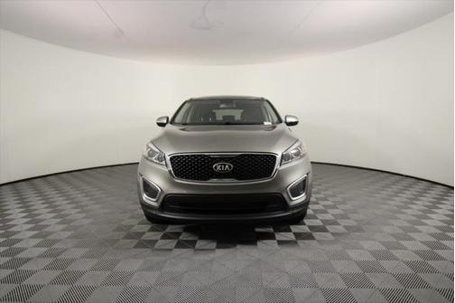 2016 Kia Sorento L