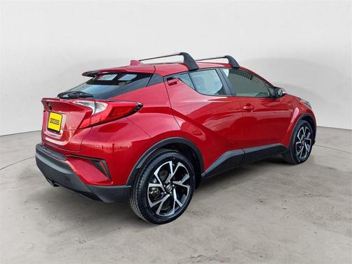 2021 Toyota C-HR XLE