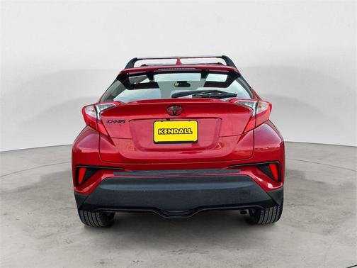 2021 Toyota C-HR XLE