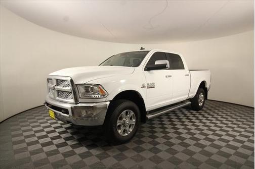 2018 RAM 2500 Laramie Crew Cab 4x4 6'4' Box