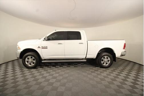 2018 RAM 2500 Laramie Crew Cab 4x4 6'4' Box