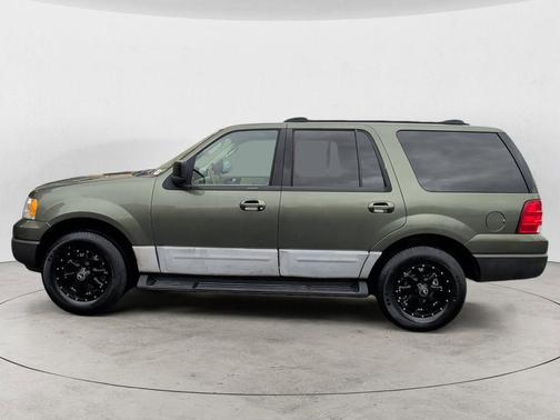 2004 Ford Expedition SSV