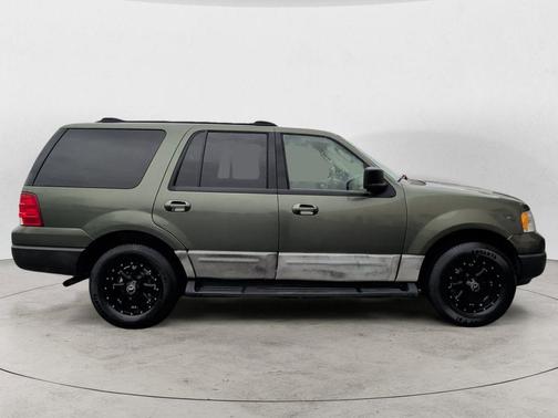 2004 Ford Expedition SSV