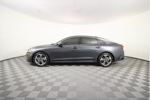 2022 Kia K5 EX