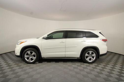 2016 Toyota Highlander Limited Platinum