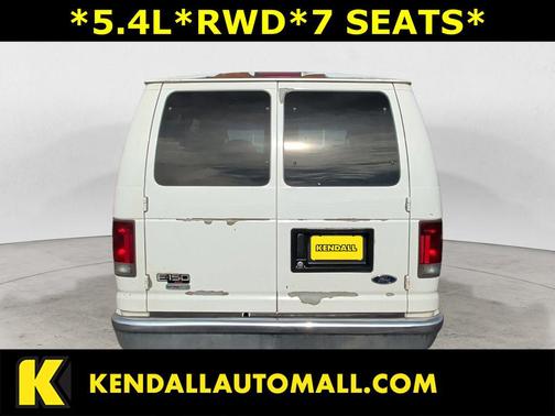 2005 Ford E150 Chateau
