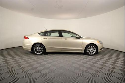 2017 Ford Fusion Hybrid SE