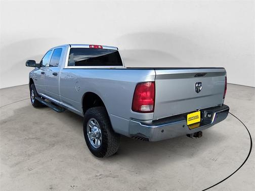 2017 RAM 3500 Tradesman Crew Cab 4x4 8' Box