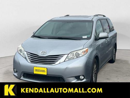 Silver Sky Metallic 2015 Toyota Sienna XLE