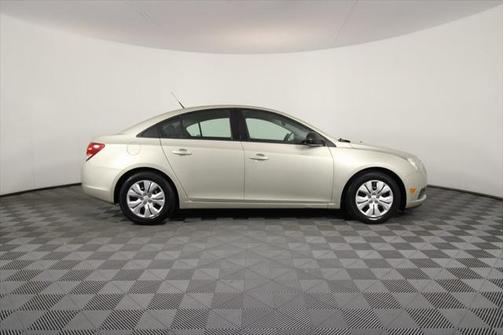 2013 Chevrolet Cruze LS