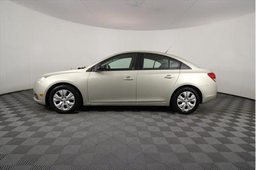 2013 Chevrolet Cruze LS