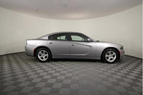 2016 Dodge Charger SE