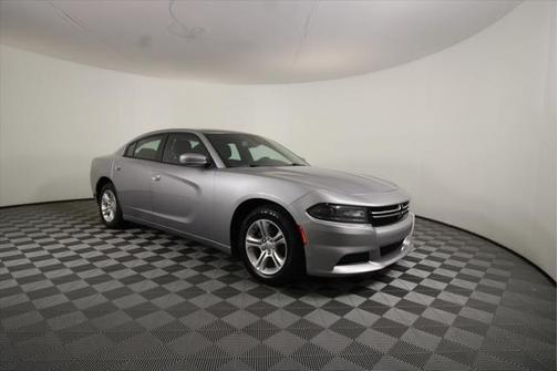 2016 Dodge Charger SE