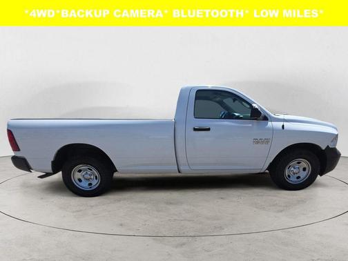 Bright White Clearcoat 2018 RAM 1500 Tradesman/Express