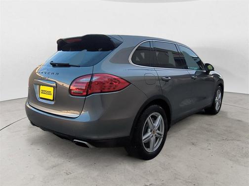 2011 Porsche Cayenne Cayenne