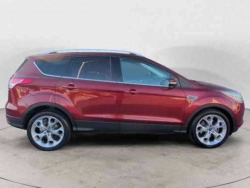 Sunset 2014 Ford Escape Titanium