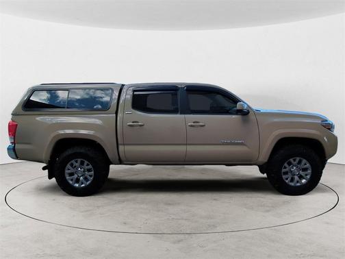 2017 Toyota Tacoma SR5