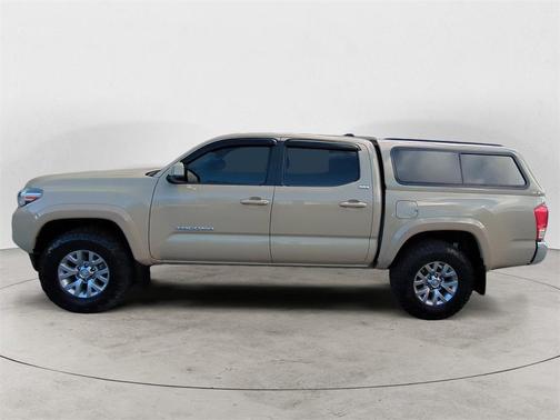 2017 Toyota Tacoma SR5