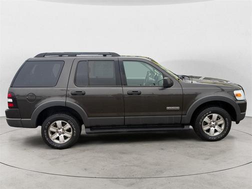 2006 Ford Explorer XLT