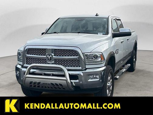 Bright White Clearcoat 2017 RAM 2500 Laramie Crew Cab 4x4 8' Box