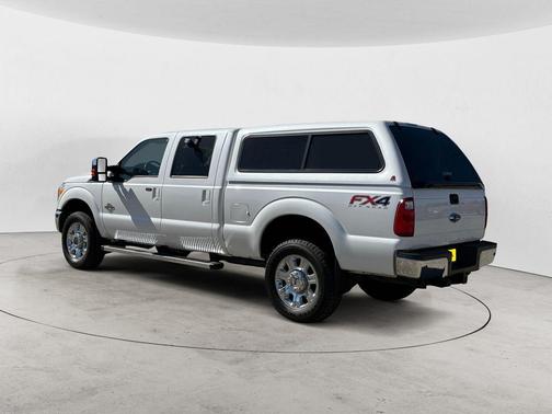 White Platinum Clearcoat Metallic 2016 Ford F-350 Lariat