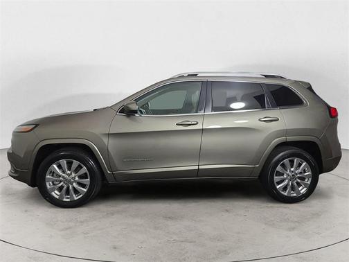 2017 Jeep Cherokee Overland