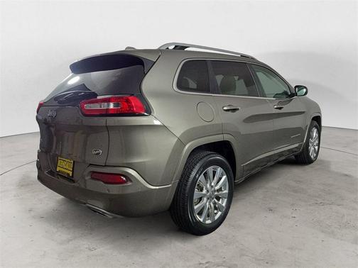 2017 Jeep Cherokee Overland