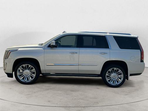 White Diamond Tricoat 2015 Cadillac Escalade Premium