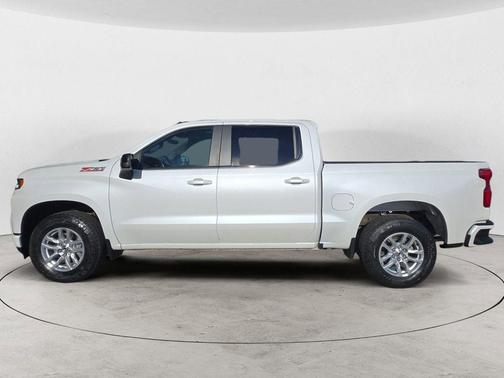 Pearl 2019 Chevrolet Silverado 1500 RST