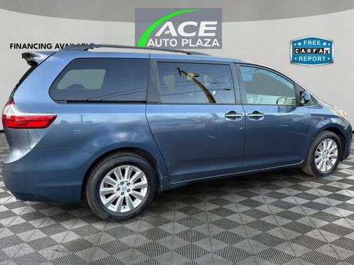 2015 Toyota Sienna XLE