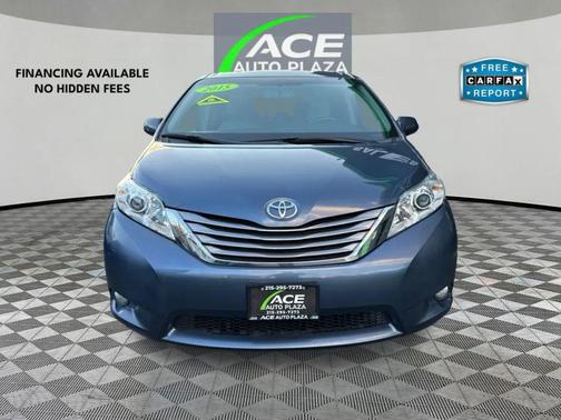 2015 Toyota Sienna XLE