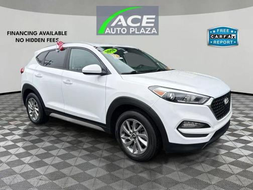 White 2018 Hyundai TUCSON SEL