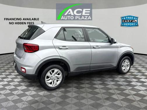 2021 Hyundai VENUE SE