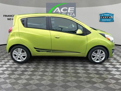 Green 2013 Chevrolet Spark 1LT