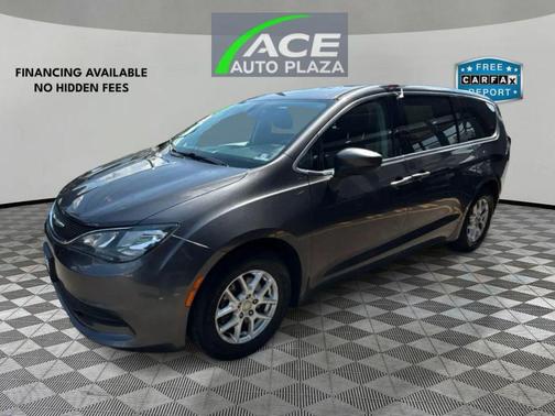 Gray 2017 Chrysler Pacifica Touring