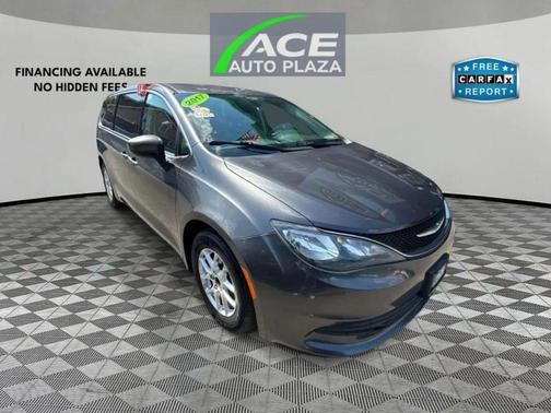 Gray 2017 Chrysler Pacifica Touring