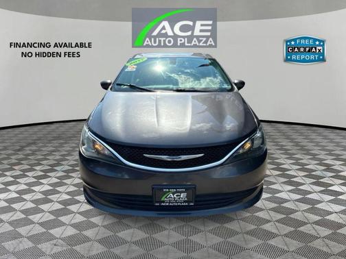 Gray 2017 Chrysler Pacifica Touring